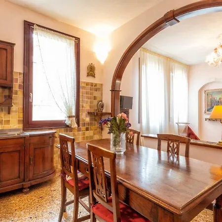 Grimaldi Luxury Apartments Ca' Lucy Canal Views *