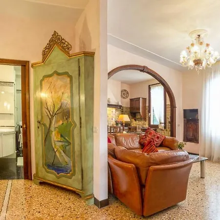 Grimaldi Luxury Apartments Ca' Lucy Canal Views
